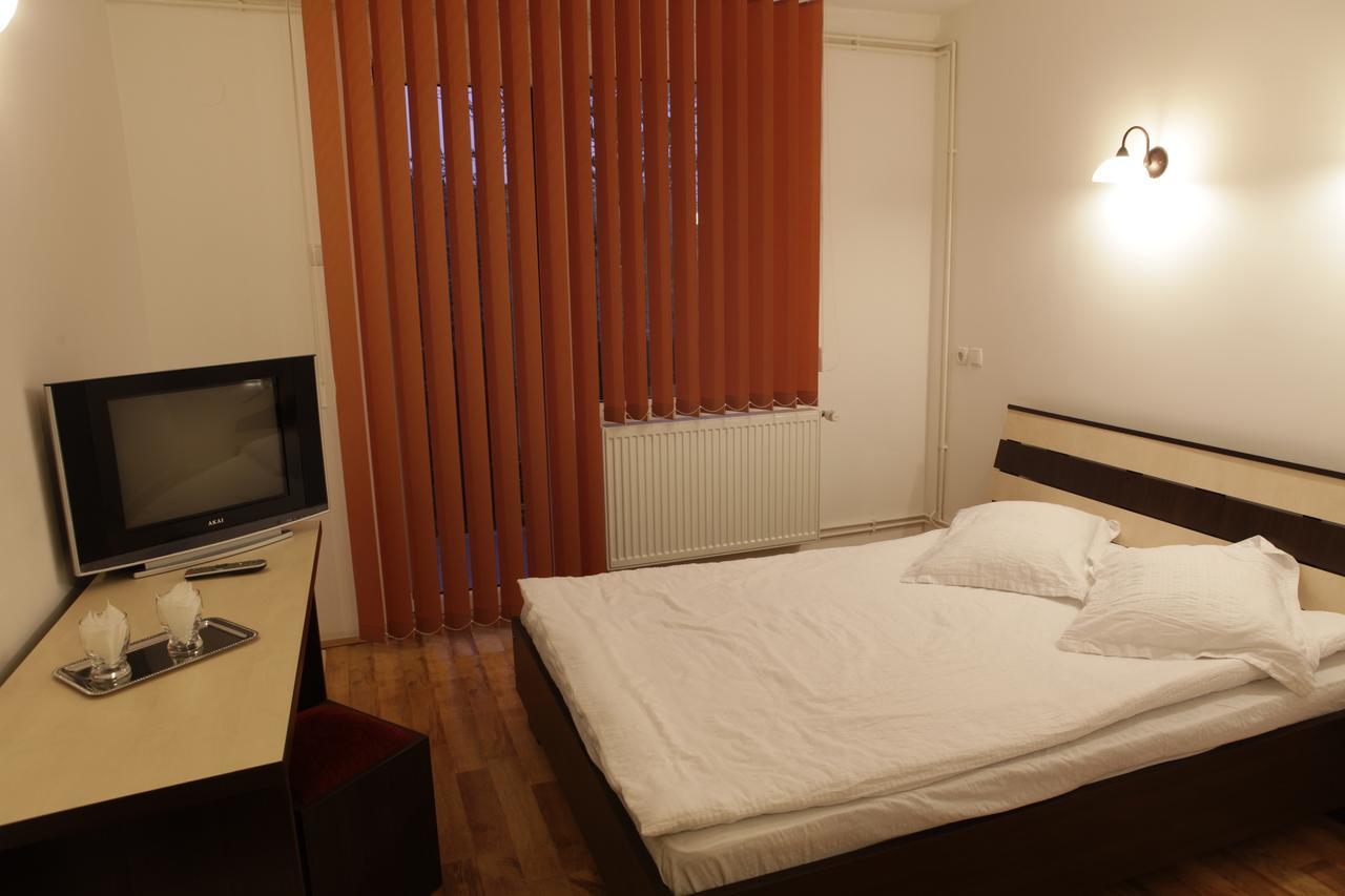 Hotel Romantik Balauseri Esterno foto