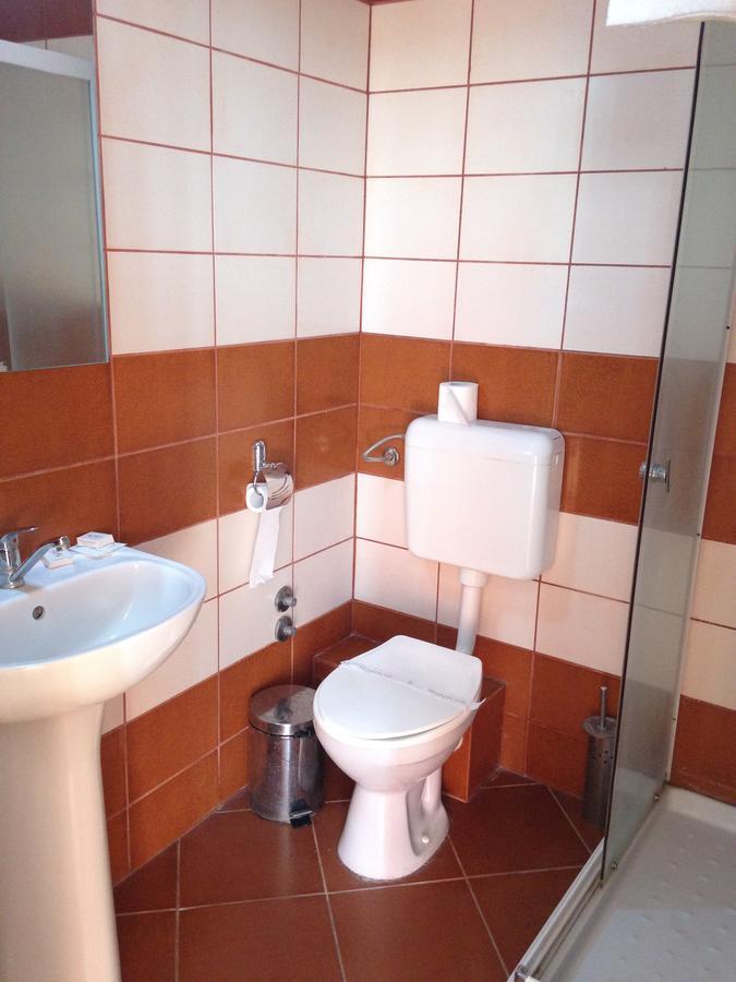 Hotel Romantik Balauseri Esterno foto